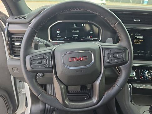 Used 2023 GMC Sierra 1500 AT4 w/ AT4 Premium Package image 17