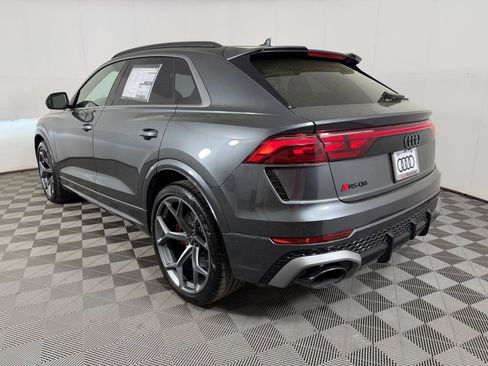 New 2026 Audi RS Q8 performance image 3