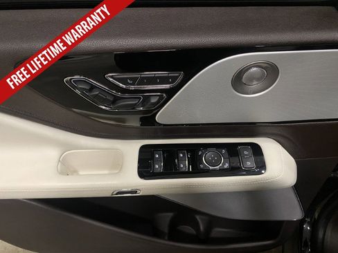 Used 2024 Lincoln Aviator Black Label w/ Jet Package AWD/4WD image 29