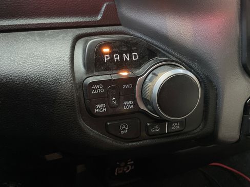 Used 2024 RAM 1500 Big Horn AWD/4WD image 28