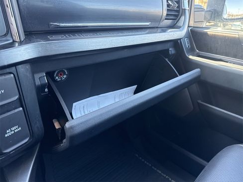 Used 2023 Ford F250 Lariat w/ Lariat Ultimate Package image 40