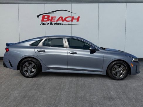 Used 2022 Kia K5 LXS image 9