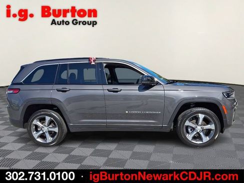 Used 2026 Jeep Grand Cherokee Limited w/ Luxury Tech Group II AWD/4WD image 7