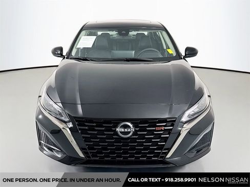 Certified 2025 Nissan Altima 2.5 SR w/ SR Premium Package AWD/4WD image 2
