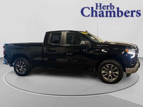 Used 2023 Chevrolet Silverado 1500 LT AWD/4WD image 5