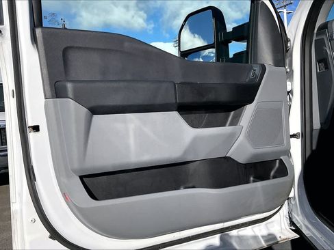Used 2023 Ford F250 XL w/ 360-Degree Camera Package AWD/4WD image 27