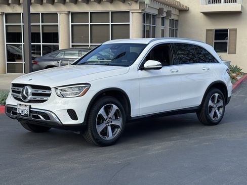 Used 2022 Mercedes-Benz GLC 300 image 4