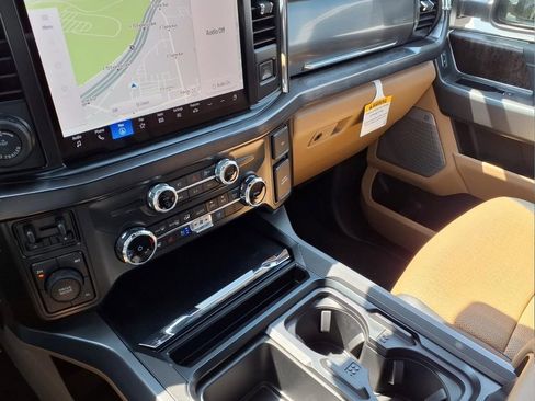 New 2026 Ford F450 Lariat w/ Lariat Premium Package AWD/4WD image 8
