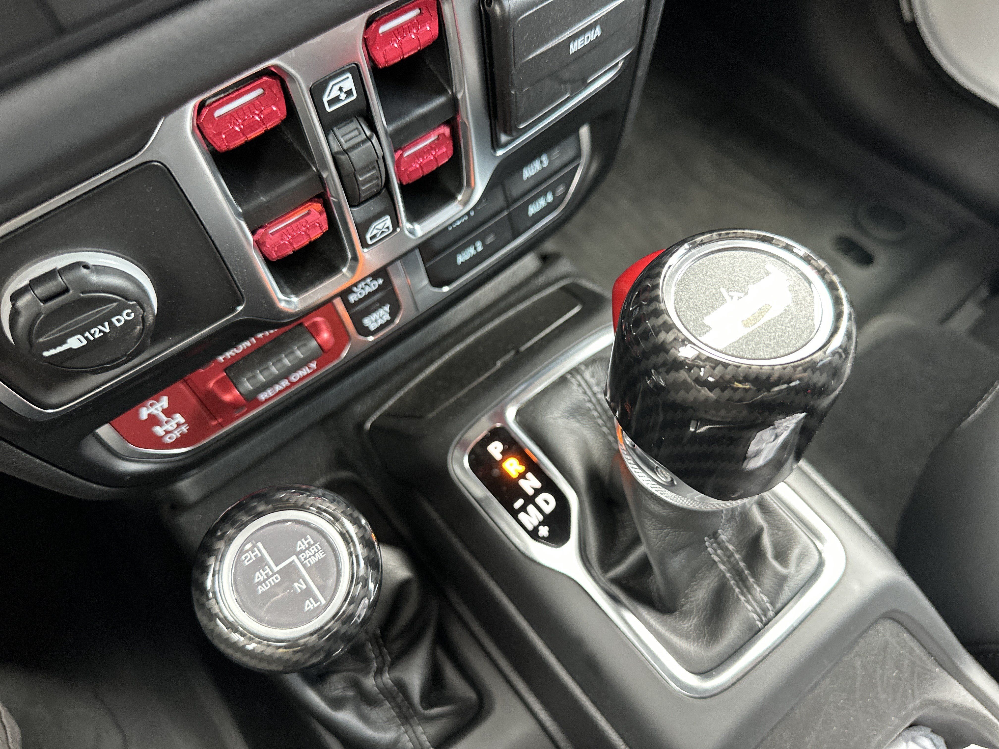 Used 2025 Jeep Wrangler Unlimited Rubicon AWD/4WD image 26