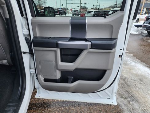 Used 2020 Ford F150 XLT w/ Trailer Tow Package AWD/4WD image 10