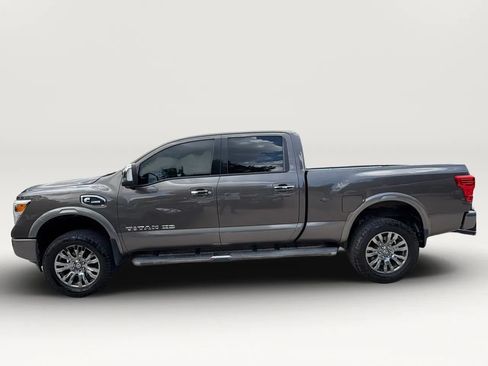 Used 2016 Nissan Titan Platinum Reserve AWD/4WD image 6