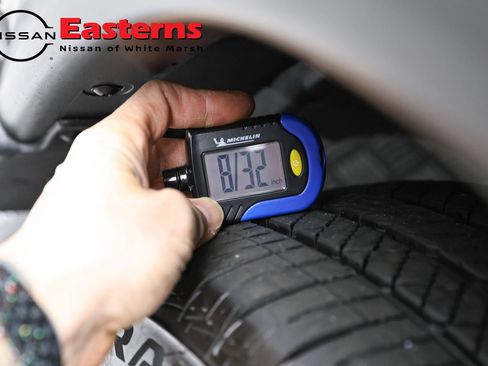 Used 2023 Nissan Rogue SV AWD/4WD image 28