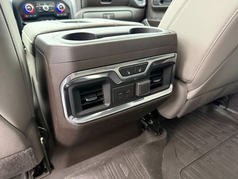 Used 2021 GMC Sierra 1500 SLT w/ SLT Premium Package image 18