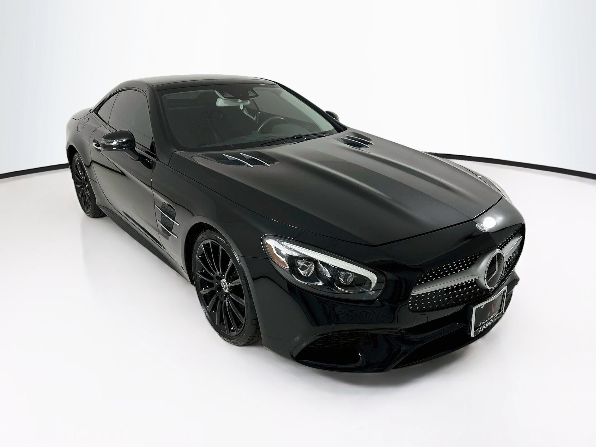 Used 2017 Mercedes-Benz SL 450 image 1