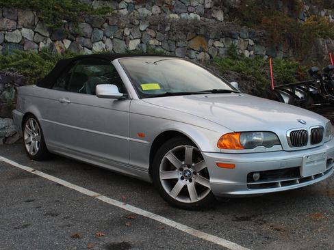 Used 2001 BMW 325Ci Convertible image 4