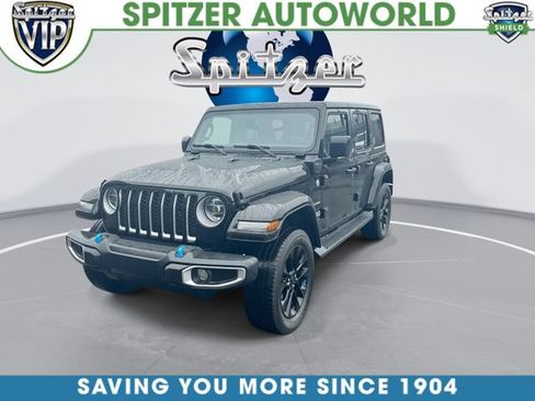 Used 2022 Jeep Wrangler Unlimited Sahara AWD/4WD image 4