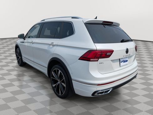 Used 2022 Volkswagen Tiguan SEL R-Line AWD/4WD image 3