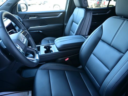New 2026 GMC Acadia Elevation w/ Elevation Premium Package AWD/4WD image 25
