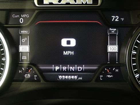 Used 2022 RAM 1500 Big Horn AWD/4WD image 25