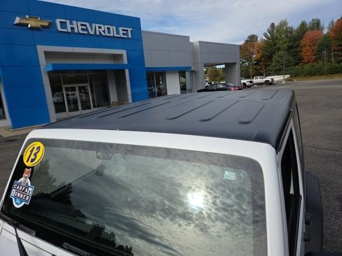 Used 2013 Jeep Wrangler Sport image 15