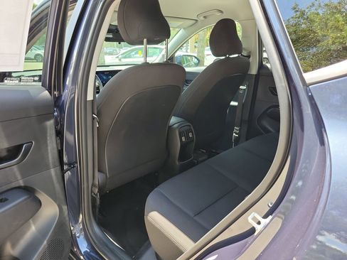 Used 2025 Hyundai Kona SEL FWD image 8