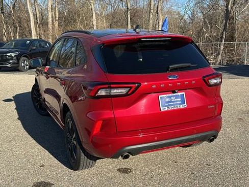 Certified 2024 Ford Escape ST-Line Elite w/ Premium Technology Package image 5