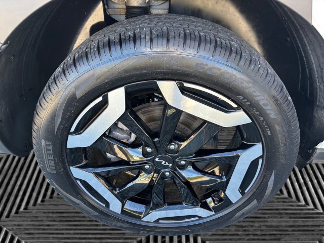 Used 2024 Kia Telluride S w/ S Sunroof Package AWD/4WD image 14