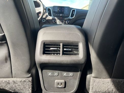 Used 2020 Chevrolet Equinox Premier image 39