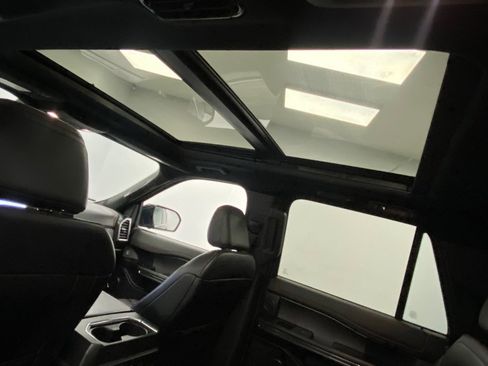 Used 2021 Ford Expedition Max Limited image 40