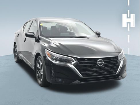 Used 2024 Nissan Sentra SV FWD image 3