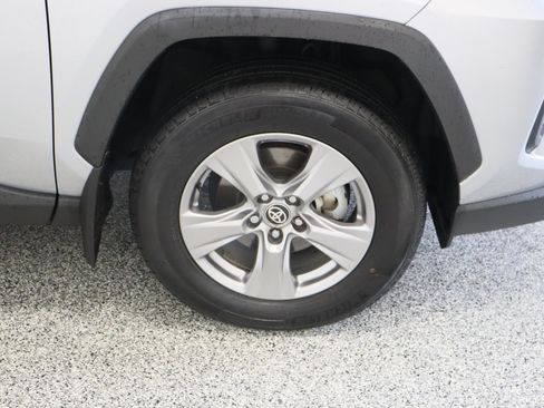 Used 2024 Toyota RAV4 XLE w/ Convenience Package AWD/4WD image 5