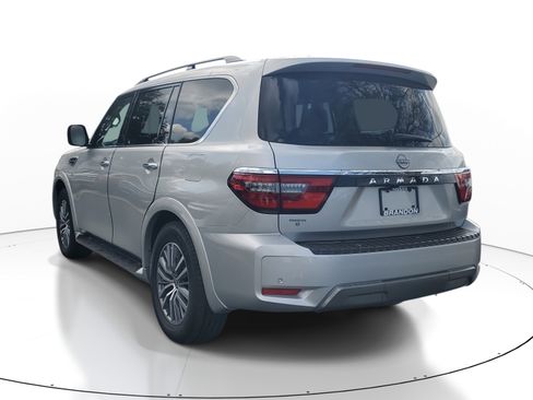 Certified 2021 Nissan Armada SV w/ SV Appearance Package image 5