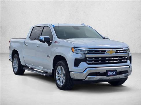Used 2025 Chevrolet Silverado 1500 LTZ AWD/4WD image 3