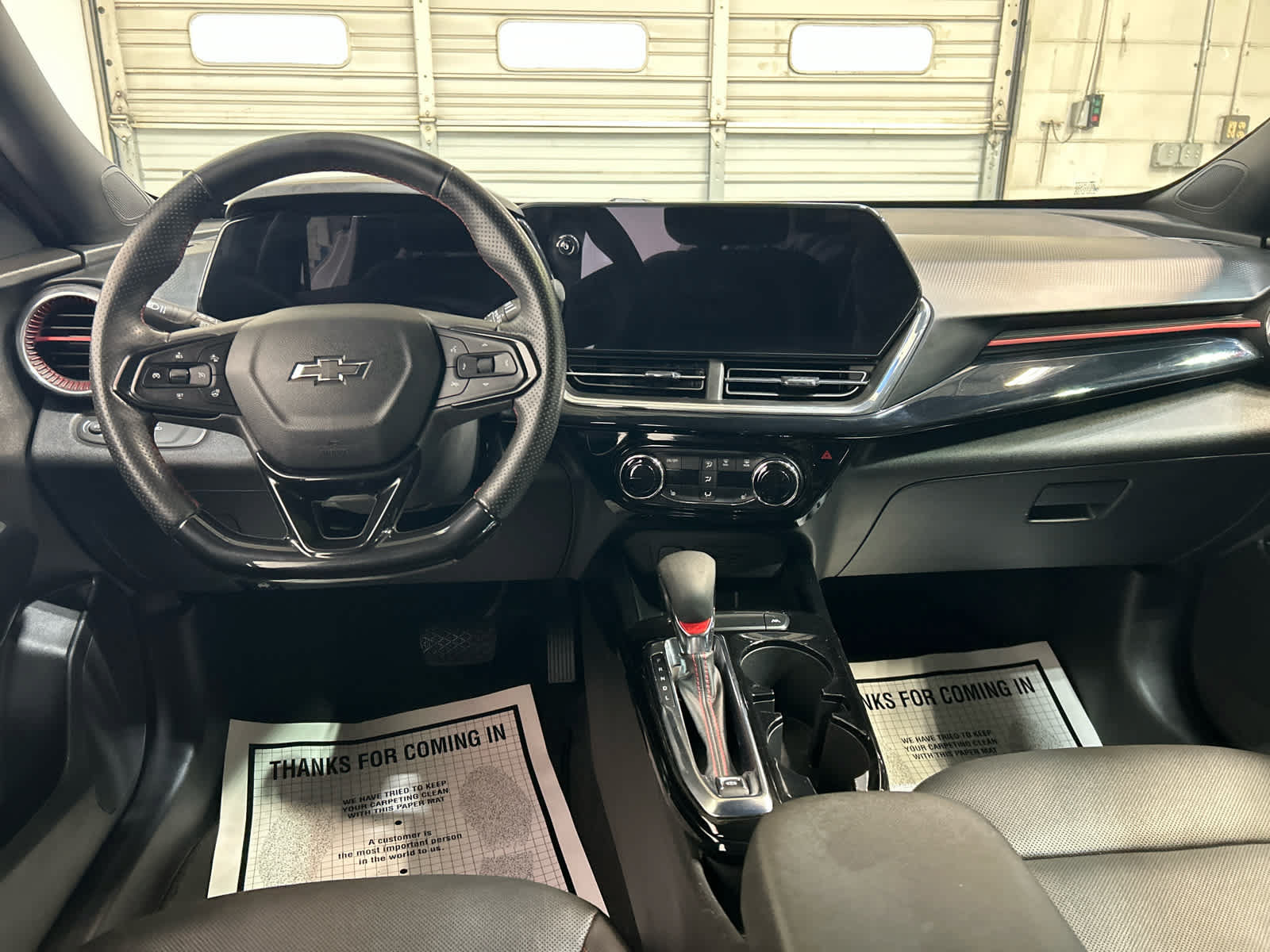 Used 2024 Chevrolet Trax RS w/ Driver Confidence Package FWD image 4