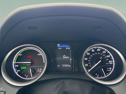 Used 2024 Toyota Camry LE image 14