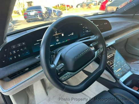 Used 2023 Lucid Air Grand Touring image 8