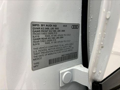 New 2025 Audi Q5 Premium image 9