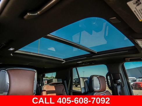 Used 2023 GMC Yukon Denali Ultimate AWD/4WD image 20