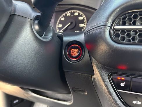 Used 2023 Honda HR-V EX-L image 26