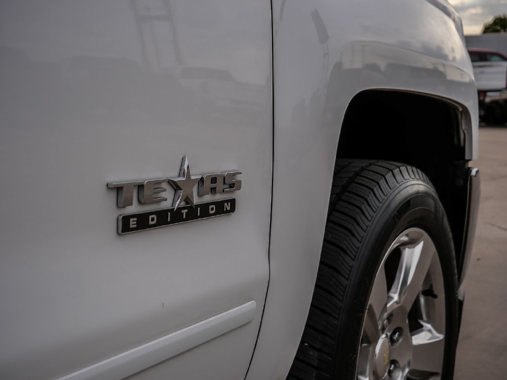 Used 2017 Chevrolet Silverado 1500 LT w/ Texas Edition RWD image 10