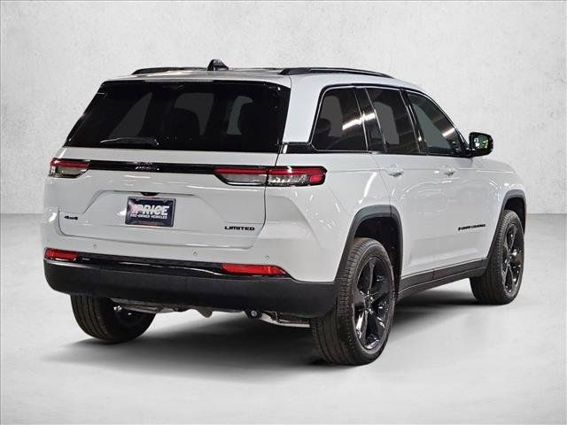 Used 2024 Jeep Grand Cherokee Limited w/ Luxury Tech Group II AWD/4WD image 5