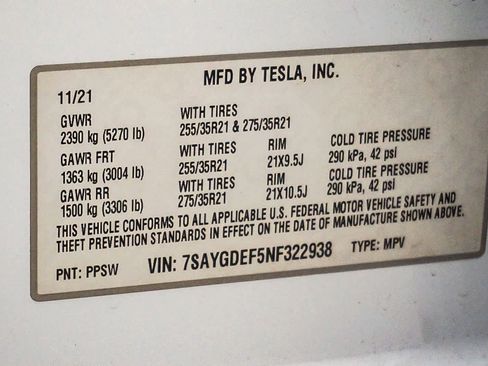 Used 2022 Tesla Model Y Performance image 21