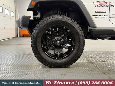 Used 2017 Jeep Wrangler Unlimited Sport w/ Quick Order Package 24S AWD/4WD image 13