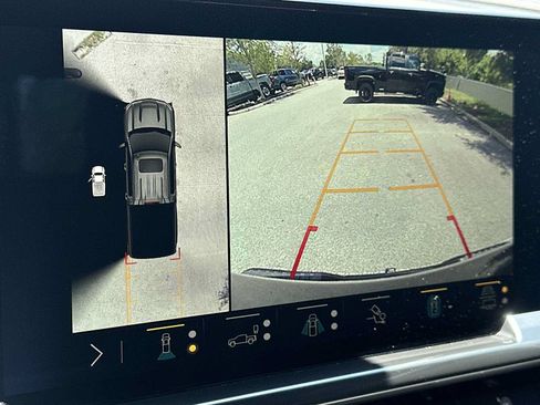 Certified 2023 Chevrolet Silverado 1500 High Country AWD/4WD image 22