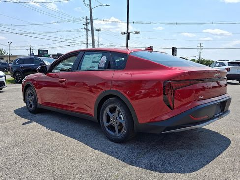New 2025 Kia K4 LXS image 5