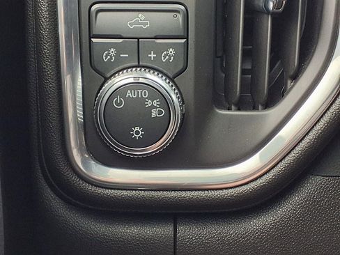 Used 2023 Chevrolet Silverado 1500 Custom RWD image 15