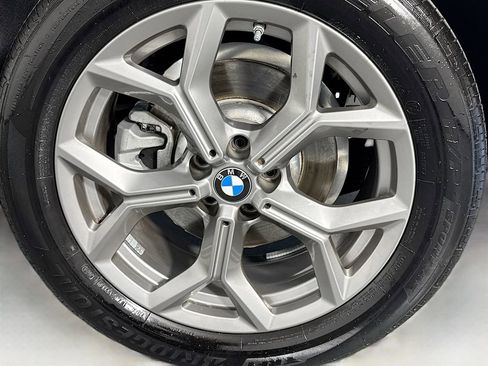 Used 2024 BMW X4 xDrive30i w/ Parking Assistance Package image 31