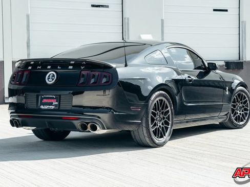 Used 2013 Ford Mustang Shelby GT500 RWD image 43