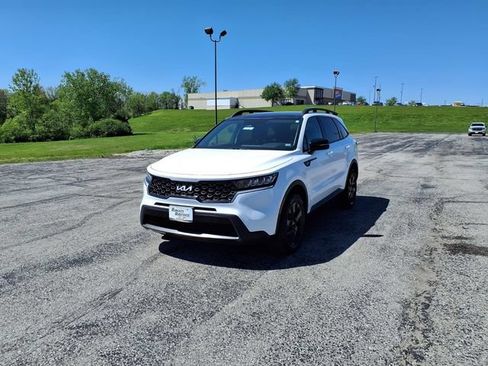 Used 2023 Kia Sorento S w/ Panoramic Sunroof Package AWD/4WD image 46