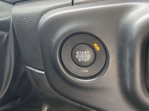 Used 2022 Jeep Wrangler Unlimited Sport image 58